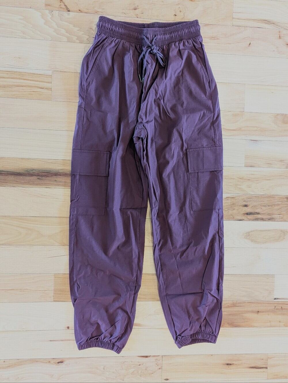 NWT Halara Cargo Pants Size XS